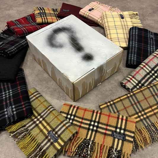 Mystery Box - Écharpe Burberry