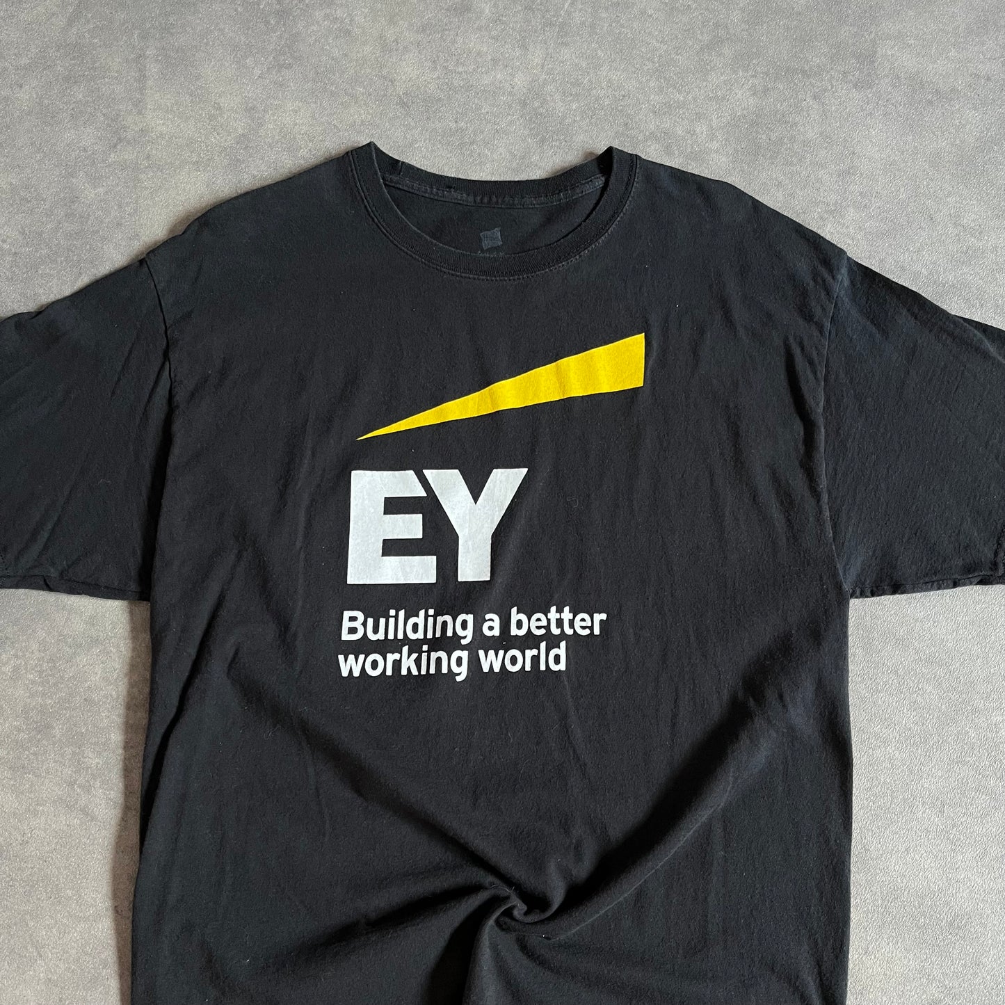 T-shirt Vintage EY World